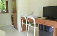 Bedroom 5 Fresh Green Trawas