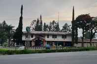 Bangunan Hotel Cisarua Indah 