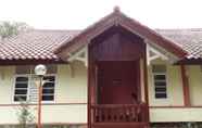 ภายนอกอาคาร 4 Cisarua Indah Cottage