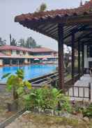 SWIMMING_POOL Cisarua Indah Cottage