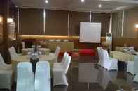 Functional Hall Thong's Inn Hotel Kualanamu