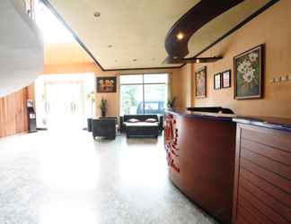 Lobby 2 De'Qur Hotel Bandung