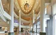 Lobby 3 Miracle Grand Convention Hotel