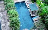 Swimming Pool 3 Amara Singapore