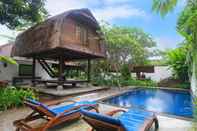 สระว่ายน้ำ Mai Mesaree Villas 