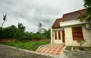 Bangunan 7 Bale Village Villa by Kasta