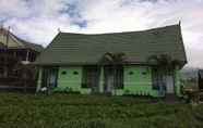 Exterior 6 OYO 3400 Villa Gunung Gare