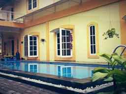 Arimbi Cibulan Suites, SGD 21