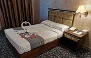 Kamar Tidur 7 Greenleaf Hotel