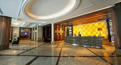 로비 2 Intimate Hotel Pattaya