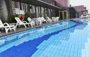 Kolam Renang 5 Hotel Grand Central 