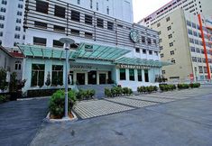 CleanAccommodation 6 Mansion One Suites by Merlene