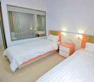 Bedroom 5 T-One Hotel