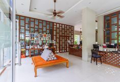 Lobi 3 Siamaze Hostel