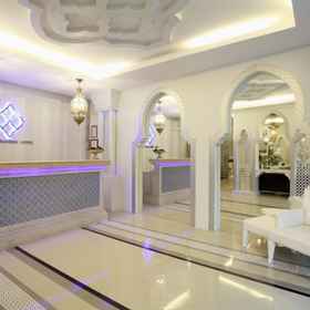 Lobby 1 The Verandah Hotel, Miracle Beach Hotels