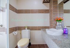 ห้องน้ำภายในห้อง 7 Hansa Seaside Service Apartment By Lease Back