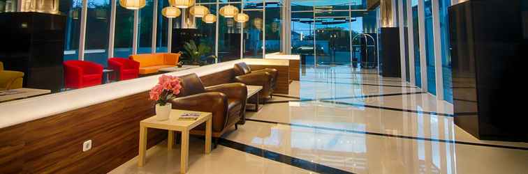 Lobby Hotel 88 Bandung Kopo By WH