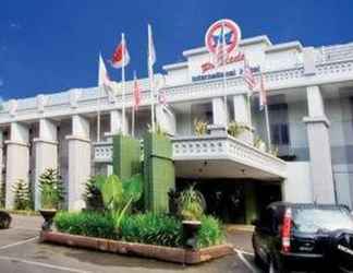 Bên ngoài 2 Pardede International Hotel Medan