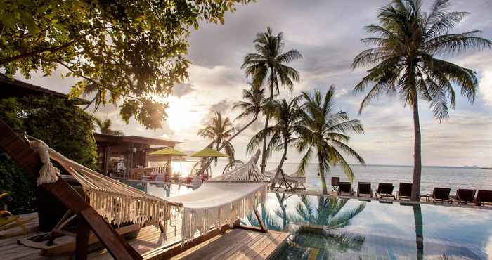 Swimming Pool Tango Luxe Beach Villa Samui