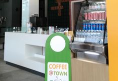 บาร์ คาเฟ่ และเลานจ์ 5 Bed@Town Hostel