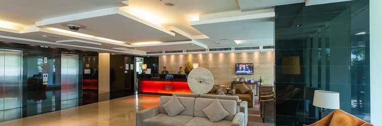 Lobby Oakwood Residence Sukhumvit 24 Bangkok