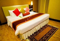 Bedroom 5 Rembrandt Suites