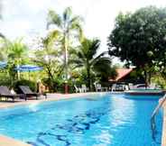 Kolam Renang 5 Mild Garden View Resort
