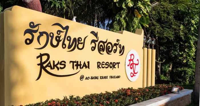 Bangunan Raks Thai Resort