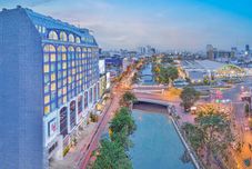 外観 The Quarter Hualamphong by UHG