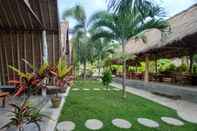 Bangunan Palm Green Hotel