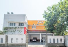 외관 2 OYO 863 Tenacity Guest House Syariah