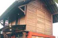 Exterior Kanpai Resto & Villa