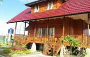 Exterior 2 Pelangi Lake Resort & Hotel Belitung