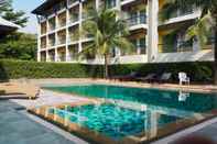 Swimming Pool Sakorn Residence & Hotel