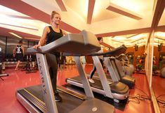 บริการของโรงแรม 6 Narai Hotel