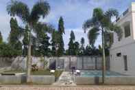 Swimming Pool Villa Zam Zam Syariah And Bungalow