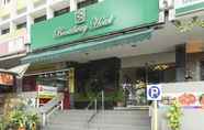 Bangunan 5 L Hotel @ Broadway