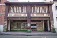 Exterior Adamson Lodge @ Rochor