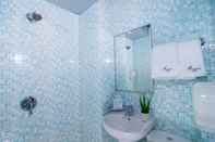 Phòng tắm bên trong Fragrance Hotel - Classic