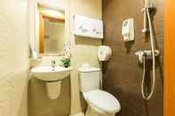 Toilet Kamar Fragrance Hotel - Oasis