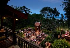 ร้านอาหาร 6 SAii Phi Phi Island Village 