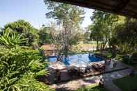 Kolam Renang Lanna Dusita Riverside Boutique Resort 