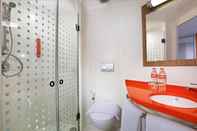 Toilet Kamar Starlet Hotel Serpong