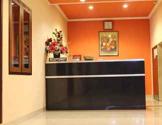 Lobby 2 Hotel Mira Syariah Cirebon