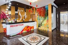 Lobby RedDoorz Premium near Bandung Station