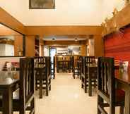 Restoran 2 Little Lanna Cafe & Premier Guesthouse