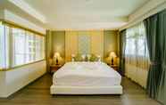 Kamar Tidur 5 Moon Dragon Hotel