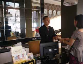 Lobi 2 Grand Dian Boutique Hotel Cirebon