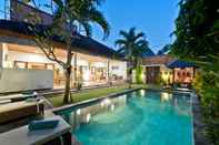 Swimming Pool Villa Star