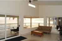 Lobby Sunset Beach House